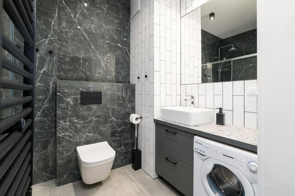 Appartement Nowoczesne Studio Przy Warcie à Poznań Extérieur photo